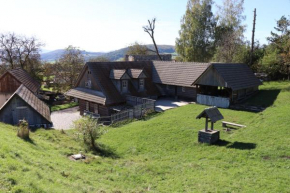 Drevenica pod orechom Detva